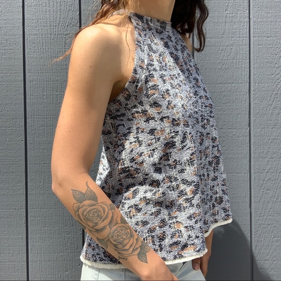 Sold! W5 Faded leopard high neck tank Sz S - Picture 2 of 4